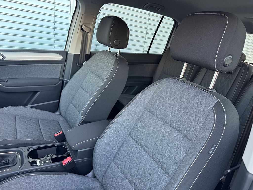 Touran 2.0 TDI "MOVE" *MATRIX*NAVI*KEYLESS*