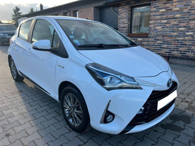 Toyota Yaris 1,5 Hybryda Klima Kamera Sensor