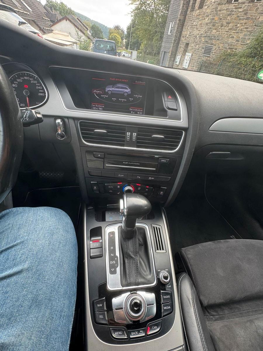 Audi Quattro 2012 — photo 12