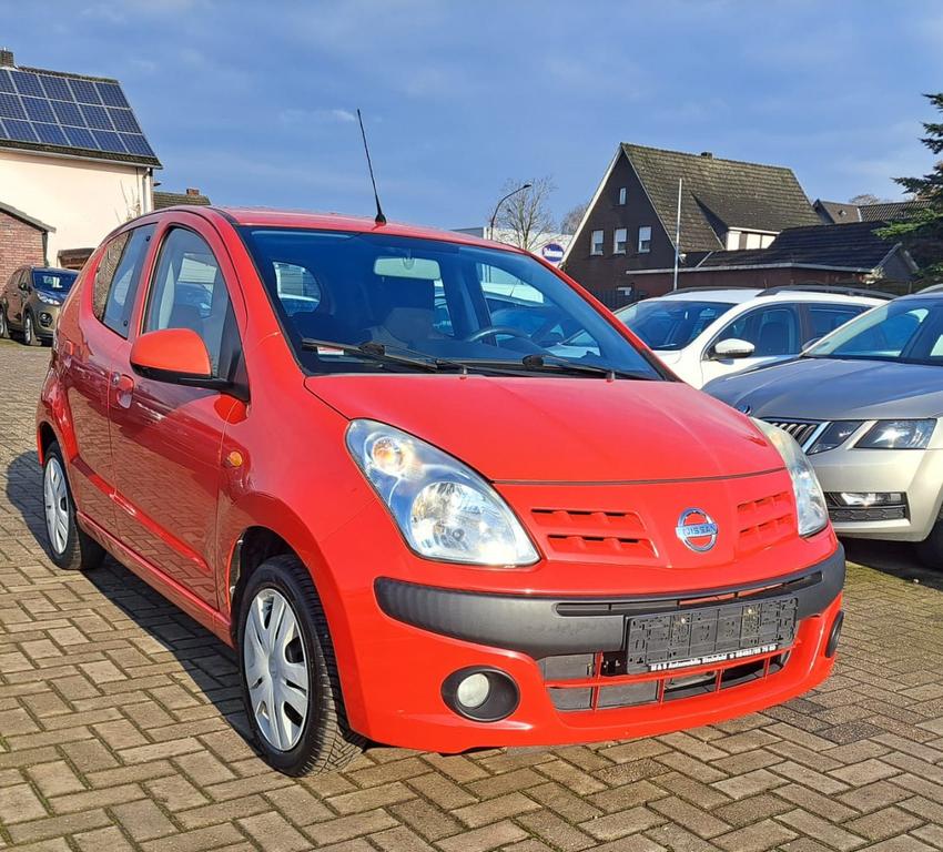 Nissan Pixo