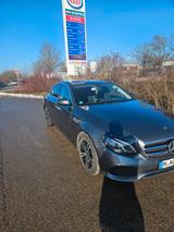 Mercedes-Benz E 220 d Autom. - - Mercedes-Benz E 220 Gebrauchtwagen in München