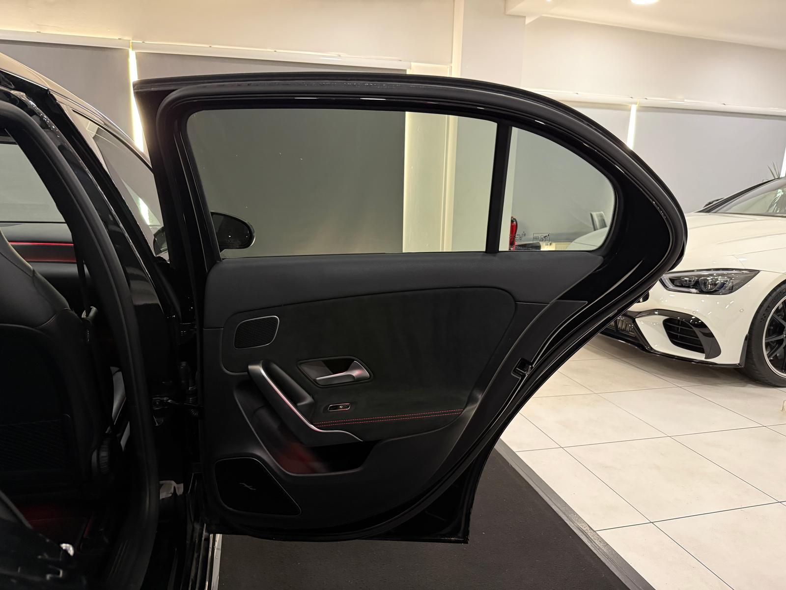 Mercedes-Benz A 250 4M 7G AMG-LINE*WIDE*AMBIENTE*KAMERA*LED*