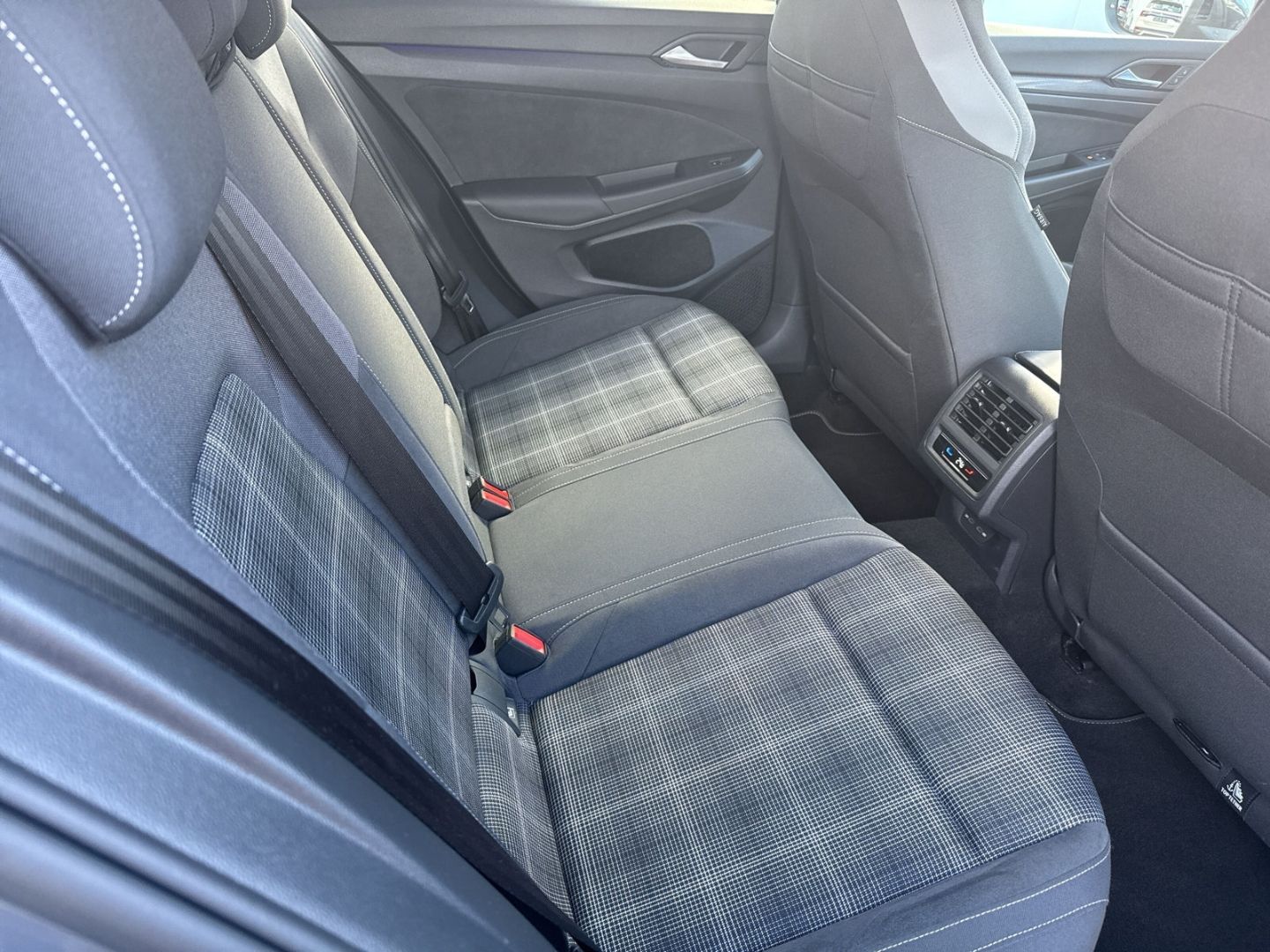 Golf GTD 2,0 TDI DSG Led-Plus Navi 18''Alu