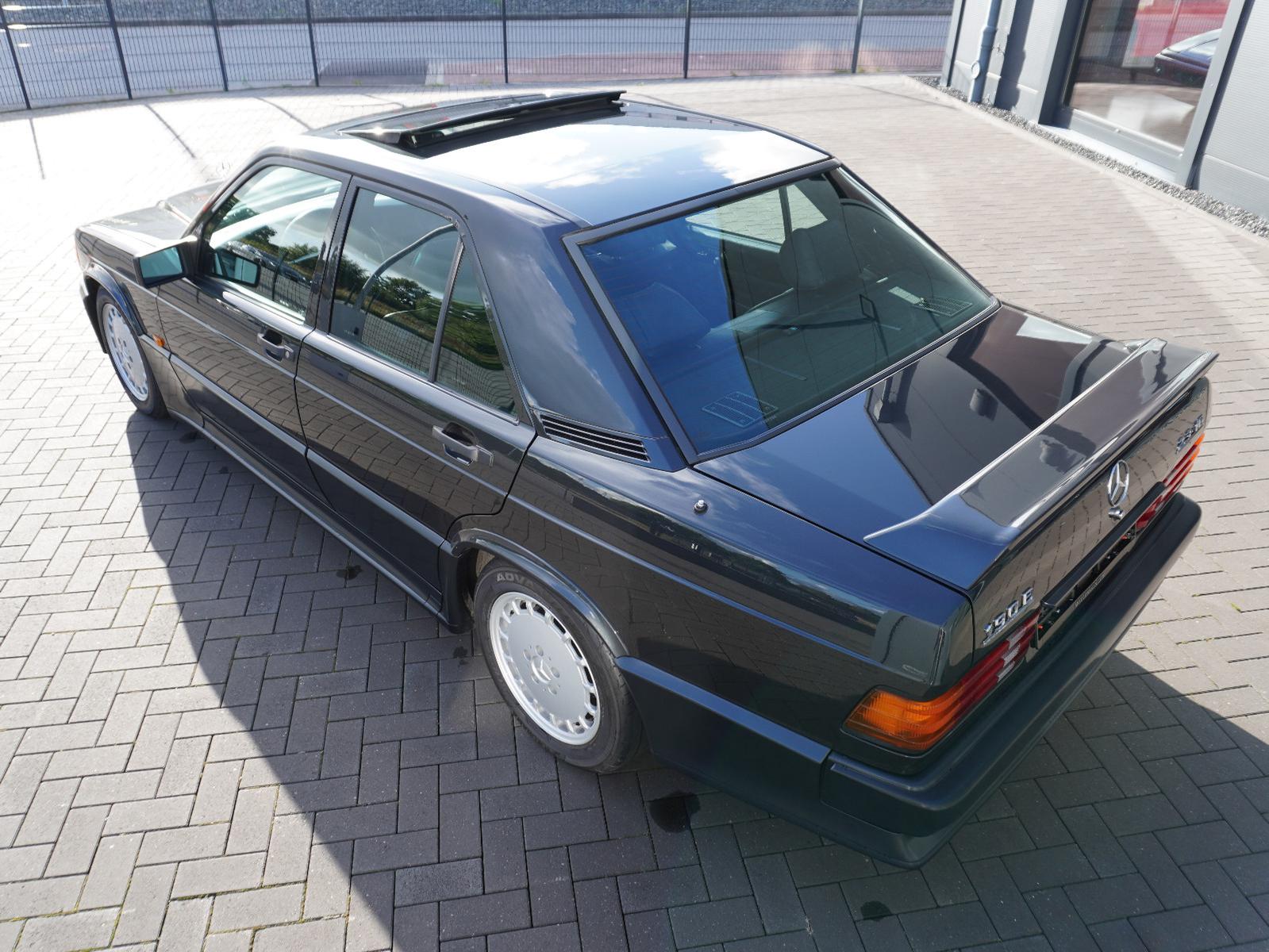 Mercedes-Benz 190 E 2,3 16 V