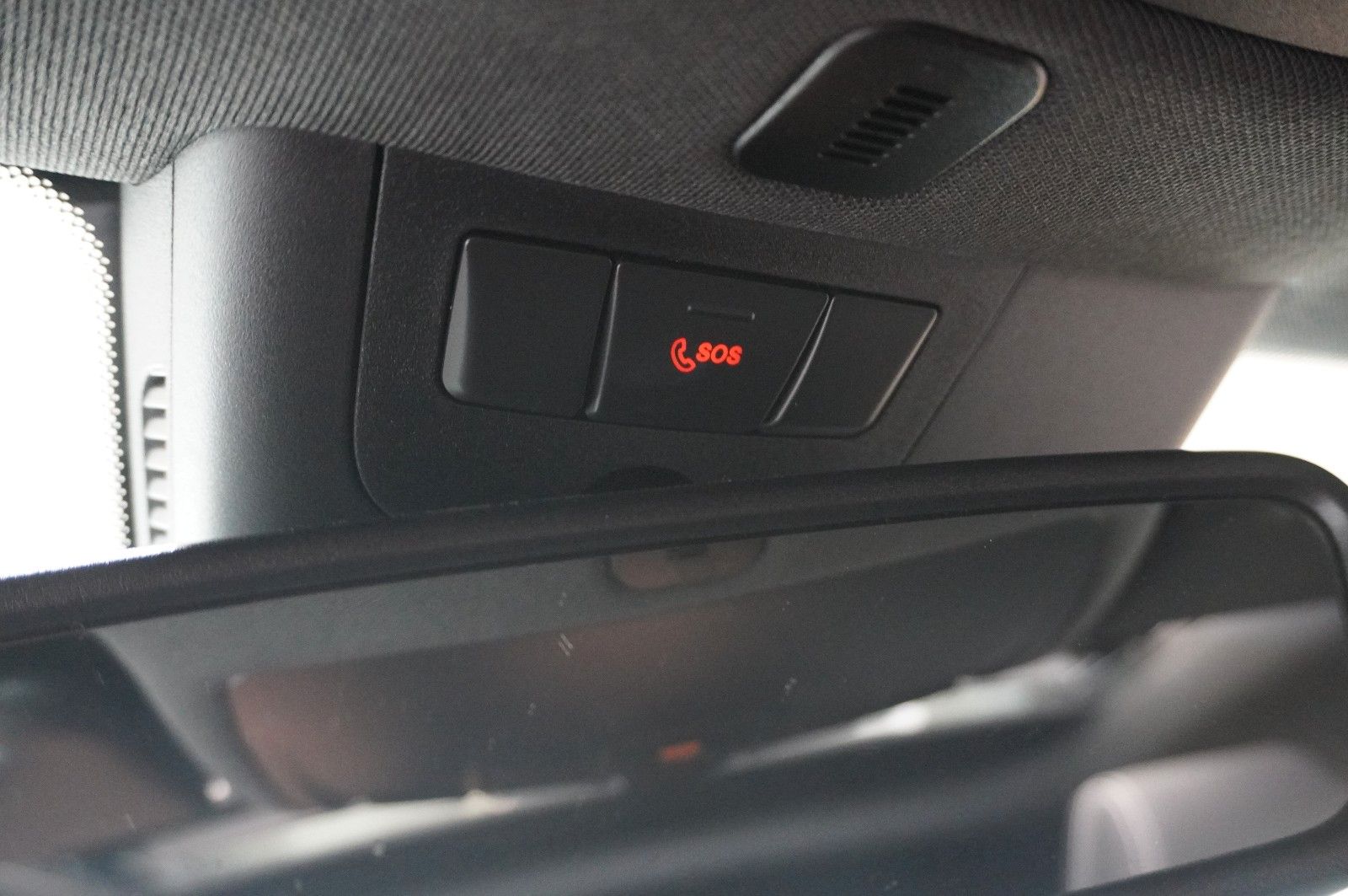 Fahrzeugabbildung Mercedes-Benz CLA 200 SB URBAN 7G-DCT NAVI/LED/PANO./SHZ/SPORT