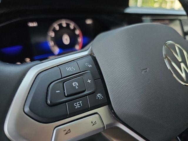Fahrzeugabbildung Volkswagen Polo 1.0 TSI Life ACC PDC DAB+ LED CLIMATRONIC