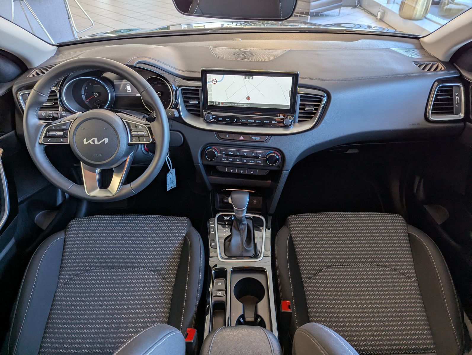 Fahrzeugabbildung Kia cee'd Sportswagon 1.5 DCT Spirit LED JBL Cam 7J