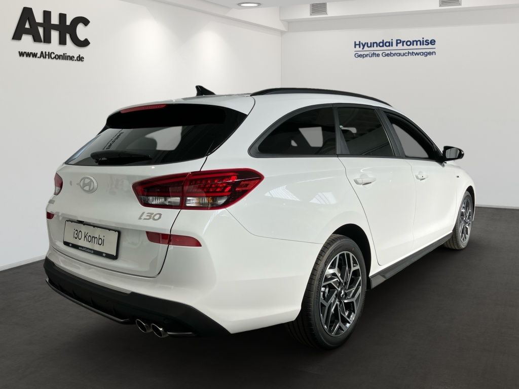 Fahrzeugabbildung Hyundai i30 Kombi 1.6 T-GDI 7-DCT N-Line 2xKlima AUT LED