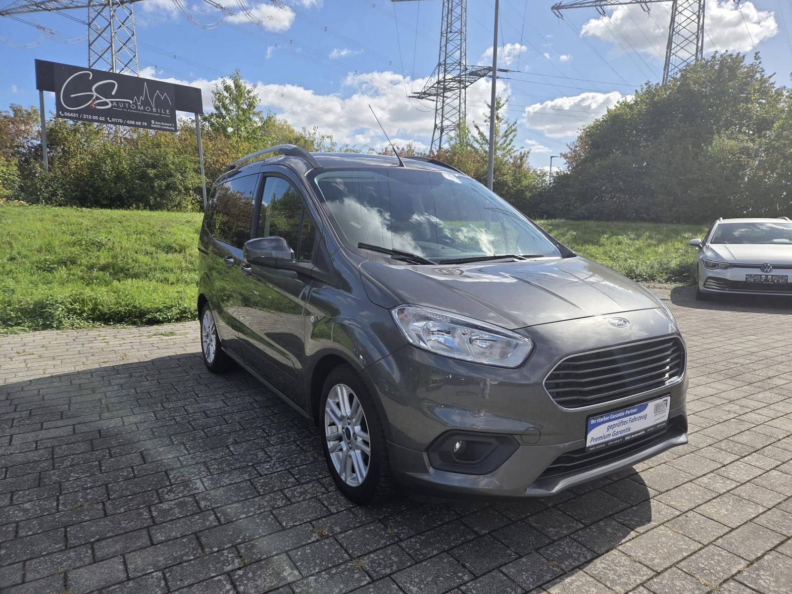 Ford Tourneo Courier 1.0 EcoBoost Titanium (EU6d-T)