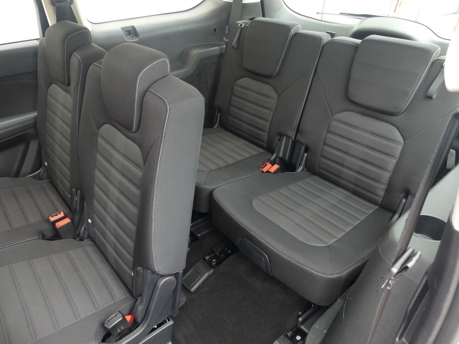 Fahrzeugabbildung Ford Galaxy Trend*Kamera*7 Sitze*