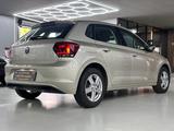 Volkswagen Polo Comfortline 1.0 TSI 1.Hand/KLIMA/TEMPO/LED - silberne Volkswagen Polo