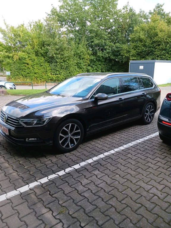 Image of Volkswagen Passat Variant