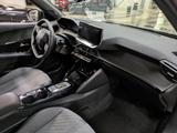 Peugeot 2008 Hybrid 145 Allure SHZ*360°KAMERA*PDC* - Peugeot 2008: 3.2