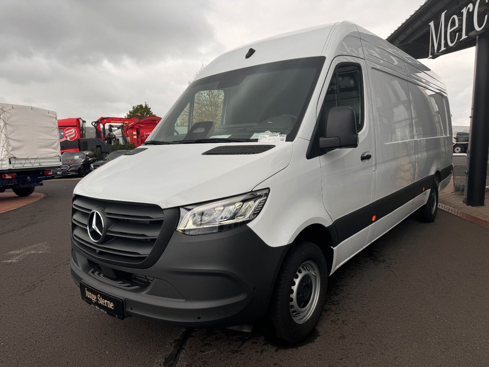 Fahrzeugabbildung Mercedes-Benz Sprinter 319 CDI Extralang DISTRONIC Kamera LED