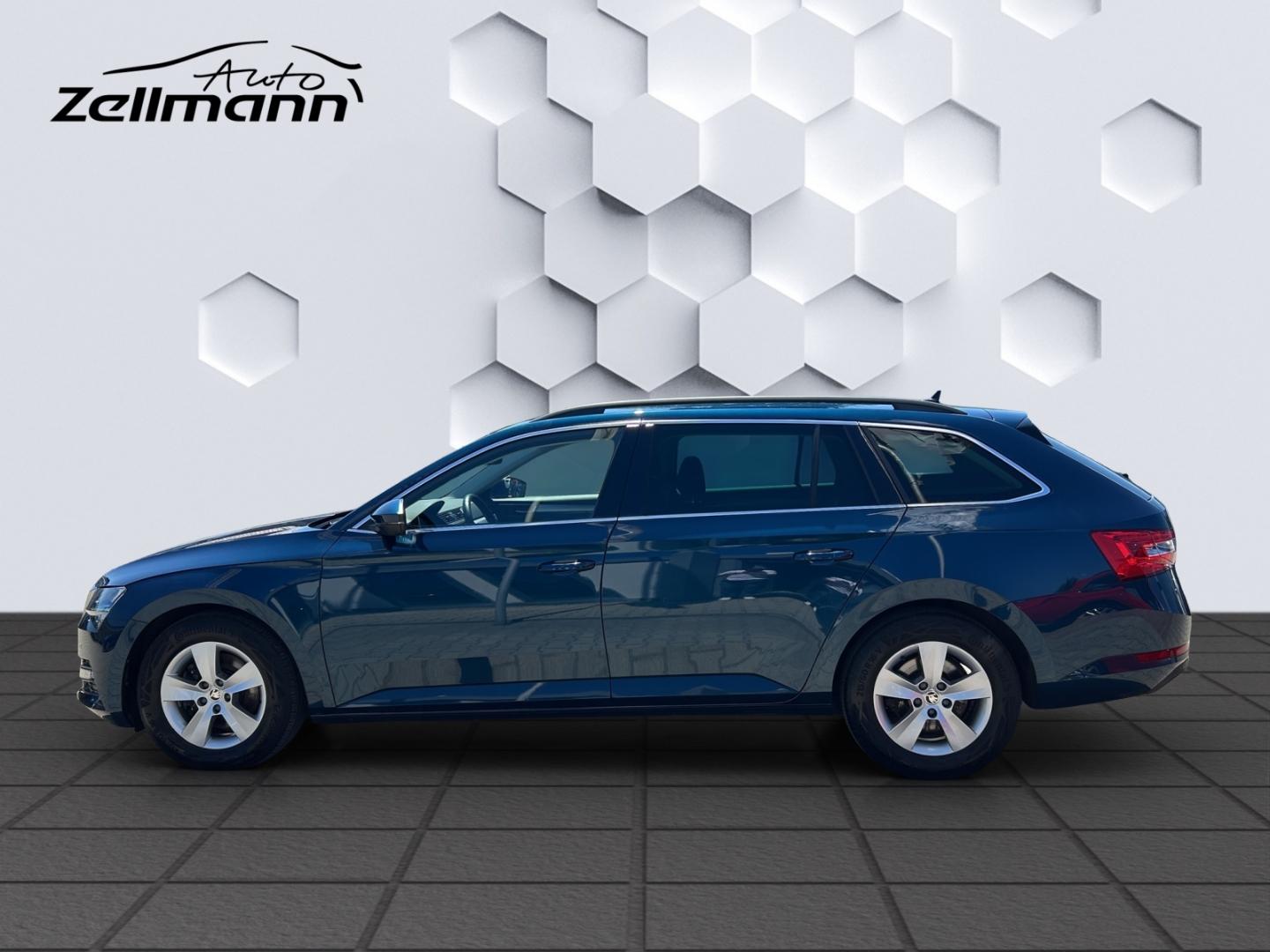 Skoda Superb Combi Ambition 110kW DSG AHZV LED PDC ACC
