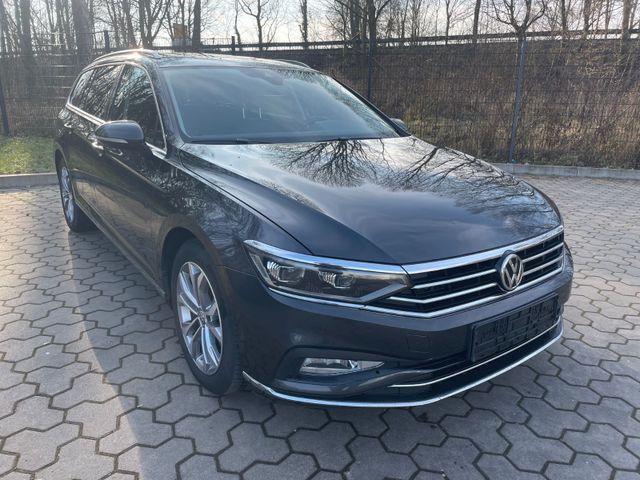 Volkswagen Passat Variant 2.0 TDI Elegance 4Motion DSG