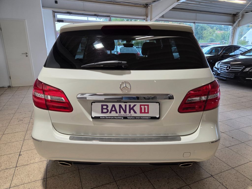 Mercedes-Benz B 180 B B 180 BlueEFFICIENCY HU AU NEU – Ansicht 6