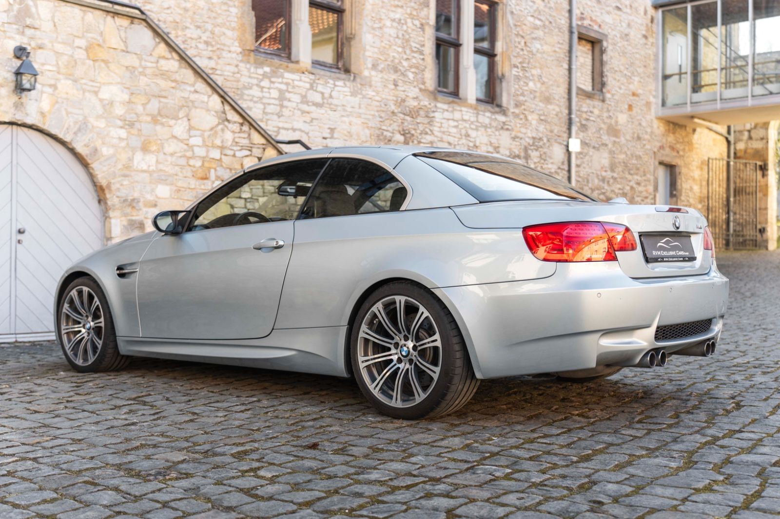 Fahrzeugabbildung BMW M3 E93 Cabrio PDC NAV LEDER  INV. AUDIO