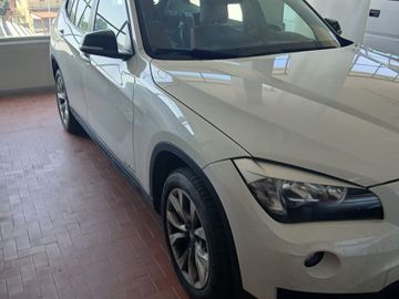 BMW X1 - 1