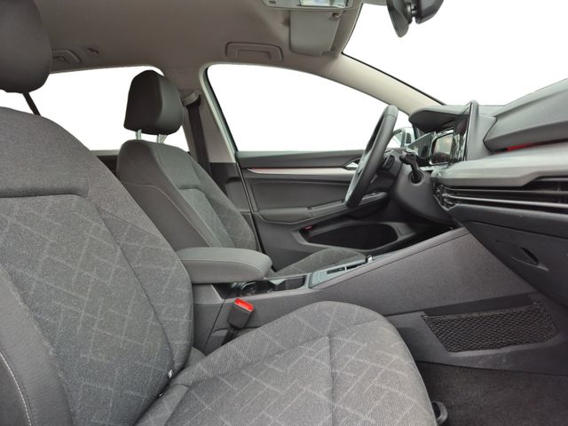 Volkswagen Golf VIII Variant Life 1.5 eTSI 7-Gang-DSG