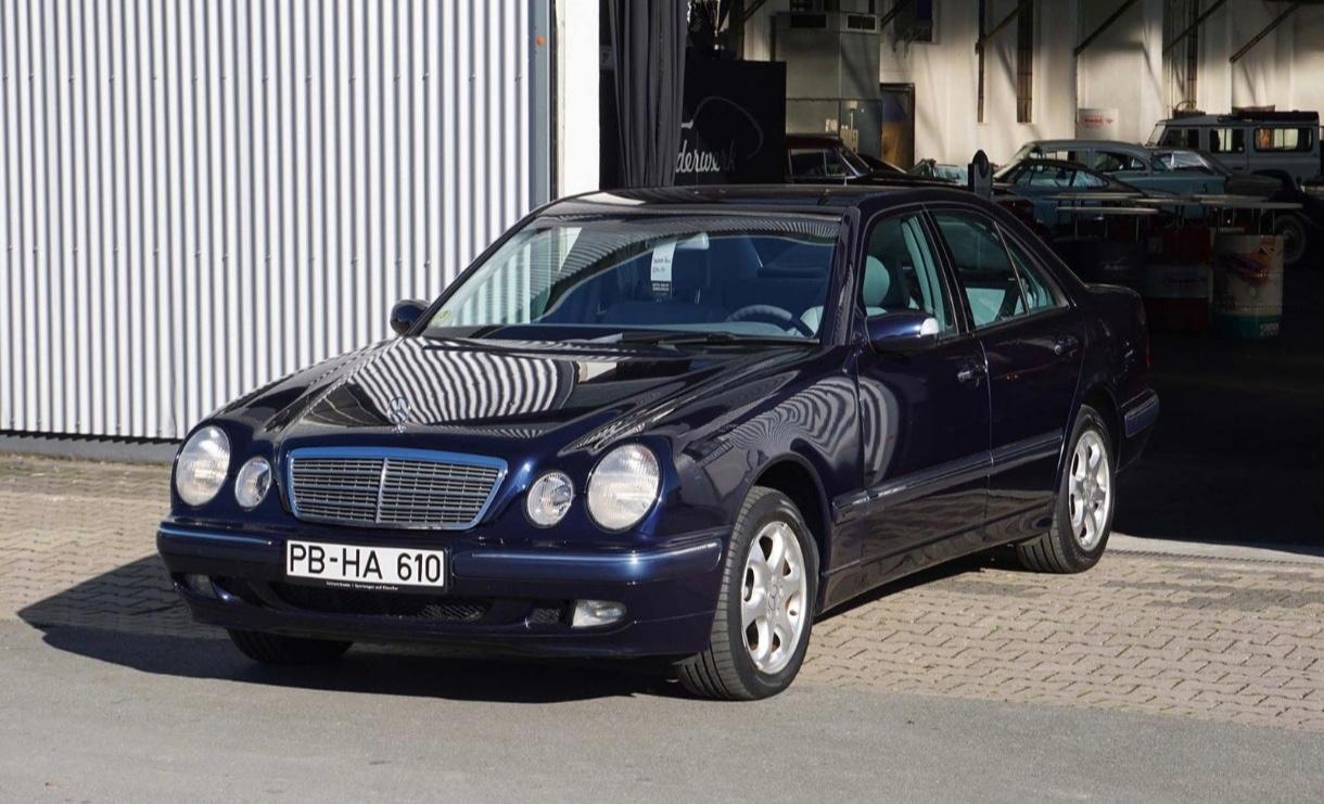 Mercedes-Benz E 270