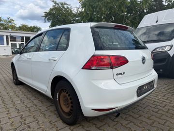 Volkswagen Golf - 4