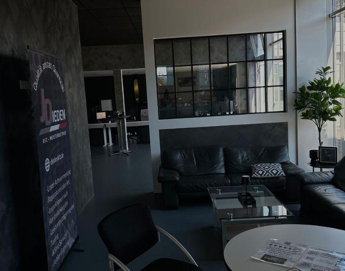 showroom-image-top