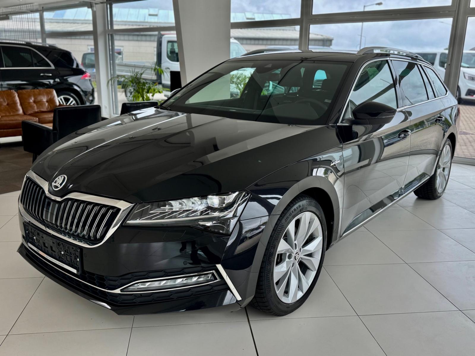 Skoda Superb Combi L&K/Digital/AHK/1.Hand/Leder