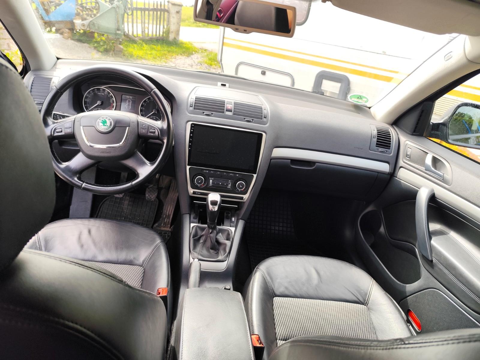 Skoda Octavia 2012 — photo 7