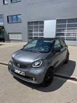 Smart  453 Automatik 90PS Prime Leder Navi LED SHZ  - Smart ForFour in München