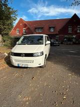 Volkswagen T5 Kombi - Volkswagen T5 Kombi mit Diesel-Antrieb: Automatik