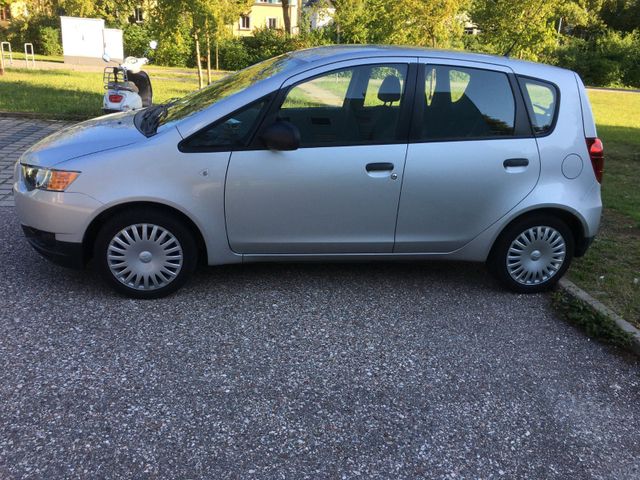 Mitsubishi Colt Z 30 mit 110000km.