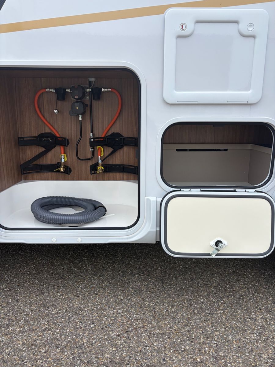 Fahrzeugabbildung Eura Mobil Contura 766EF Comfort
