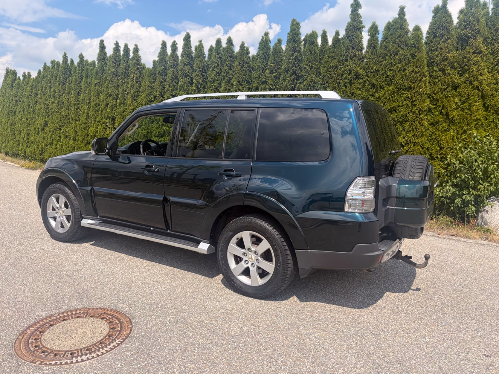 Mitsubishi Pajero 2007 — engine 3.200 cm³, 170 HP (125kW)