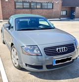 Audi TT Roadster 1.8T  - Top gepflegt - Audi aus 2000: Cabrio