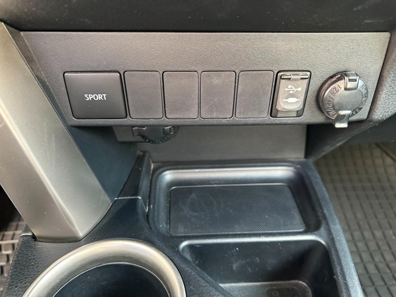TOYOTA RAV4 - 2.0D -  4X4 - ATTELAGE - 124 CV -BVM