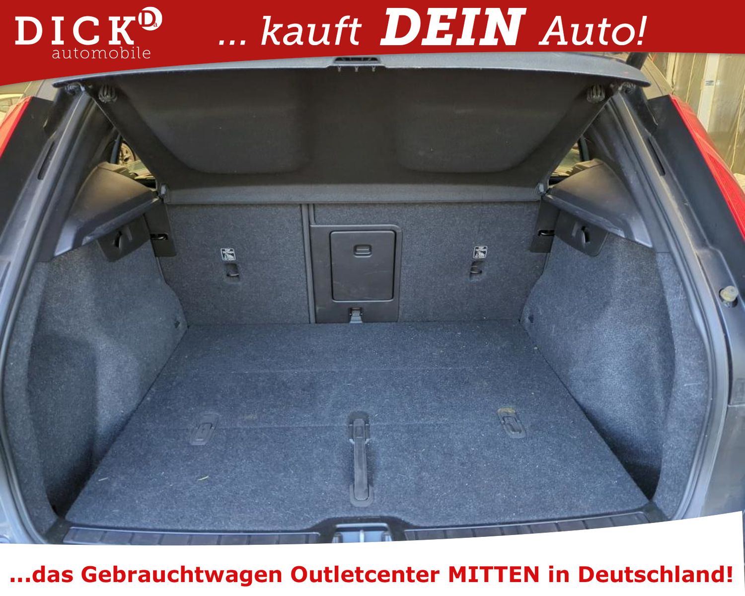Fahrzeugabbildung Volvo XC40 Electric AWD Ultimate LED/ACC/NAVI/SHZ/H&K