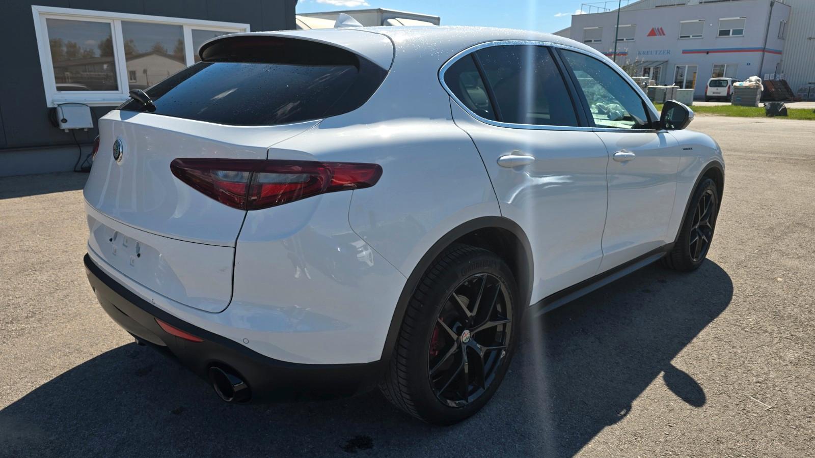 Alfa Romeo Stelvio First Edition Q4