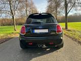 MINI Cooper S Autom. JCW-Paket Navi Panoramadach 