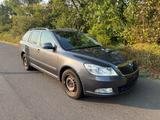 Skoda Octavia Combi Family 2.HAND TÜV NEU - Skoda Octavia aus 2011: Kombi