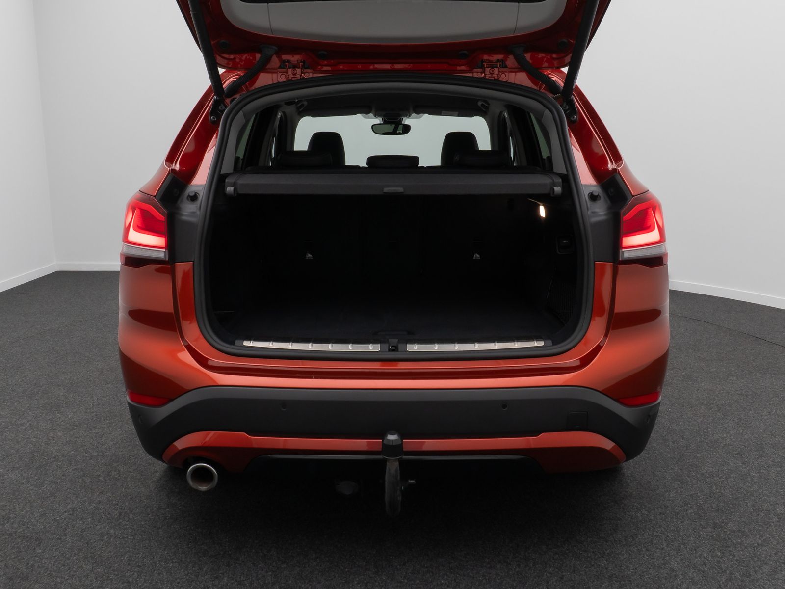 Fahrzeugabbildung BMW X1 xD25e Sport Line H/K Memory ParkAss DAB Leder