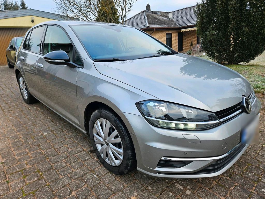 Image of Volkswagen Golf