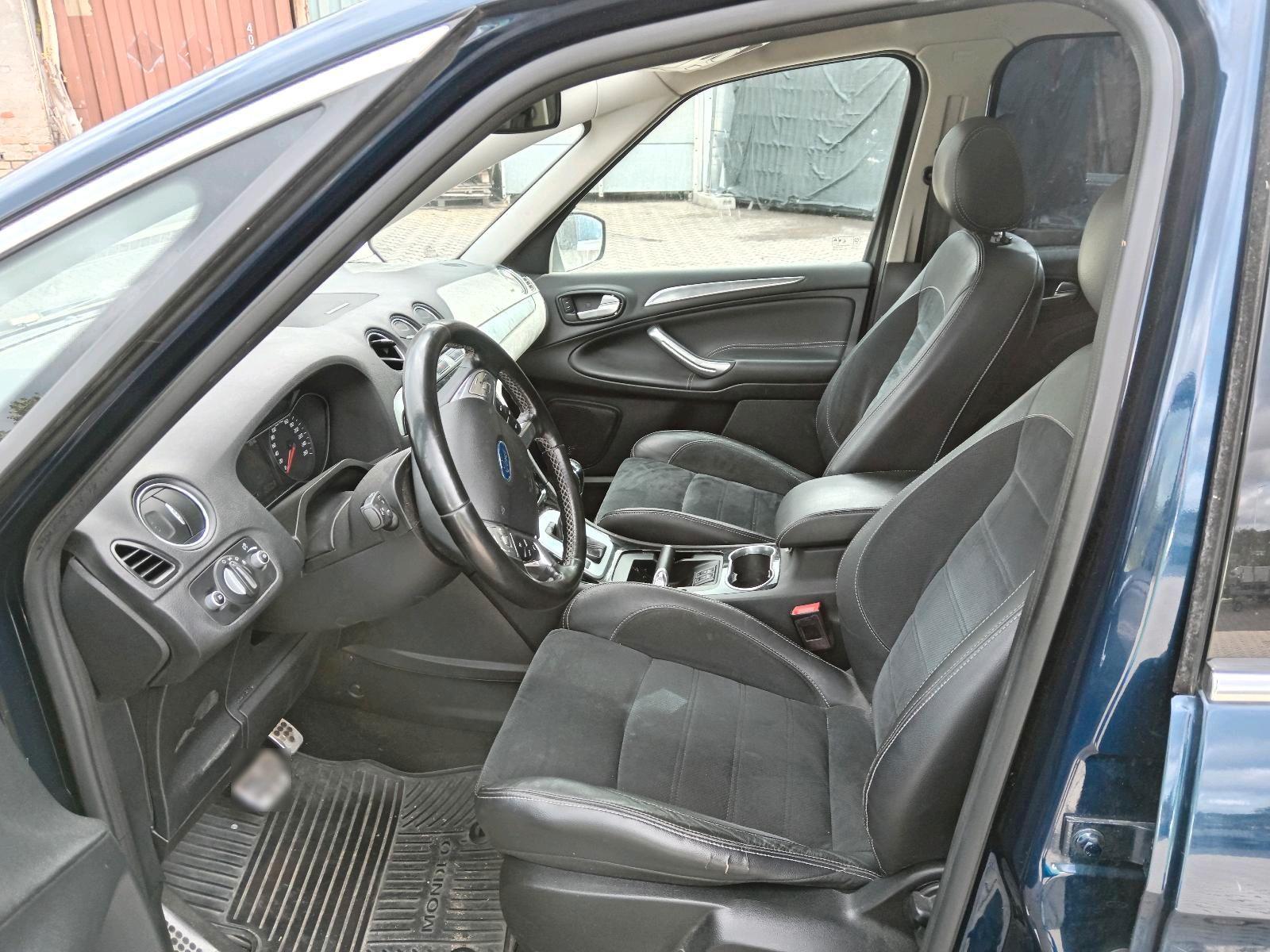 Ford S-MAX 2012 — photo 6