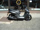 Peugeot Kisbee 50 "Black Edition" 4-Takt Euro5 - PEUGEOT KISBEE 50 4T BLACK EDITION