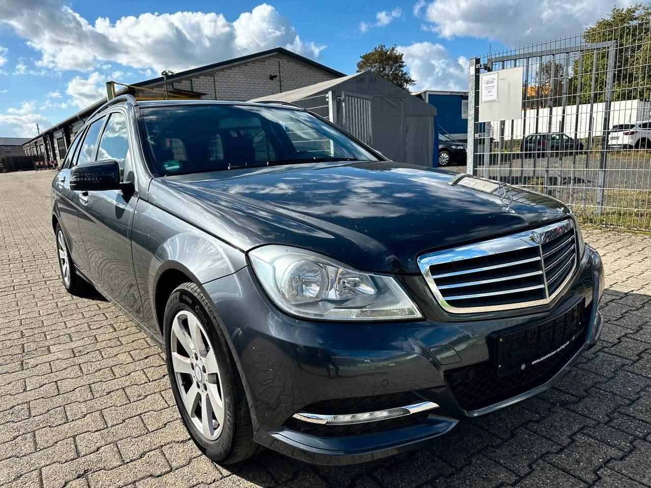Mercedes-Benz C180 2013 — фото 10