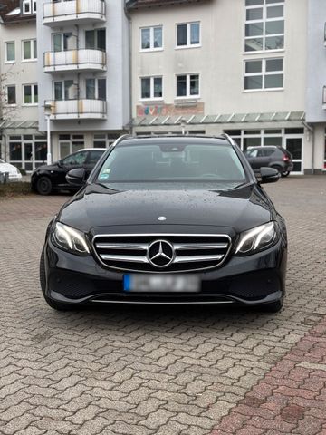 Mercedes-Benz MERCEDES E220 D AVANTGARDE