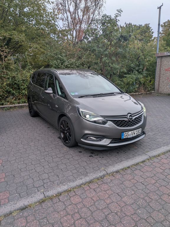 Image of Opel Zafira Tourer