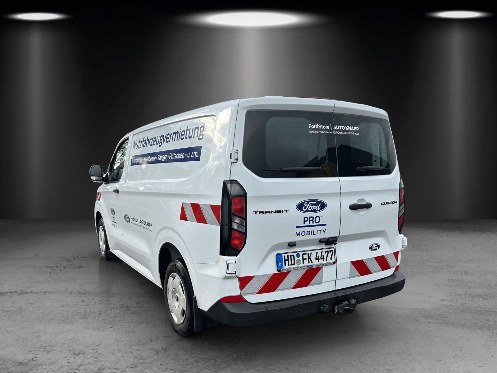 Fahrzeugabbildung Ford Transit Custom 320L1 AHK Klima LED GJR PDC
