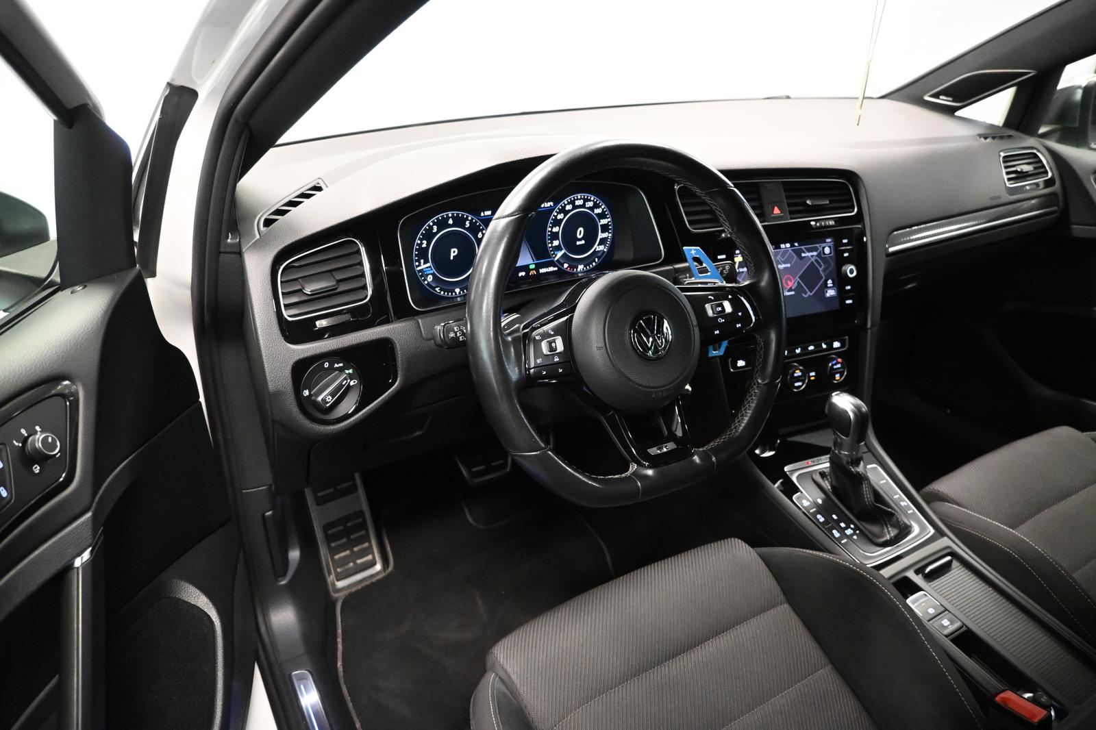 Volkswagen Golf 7 R 4M *MATRIX*DYNAUDIO*DCC*VIRTUAL*ACC*SHZ