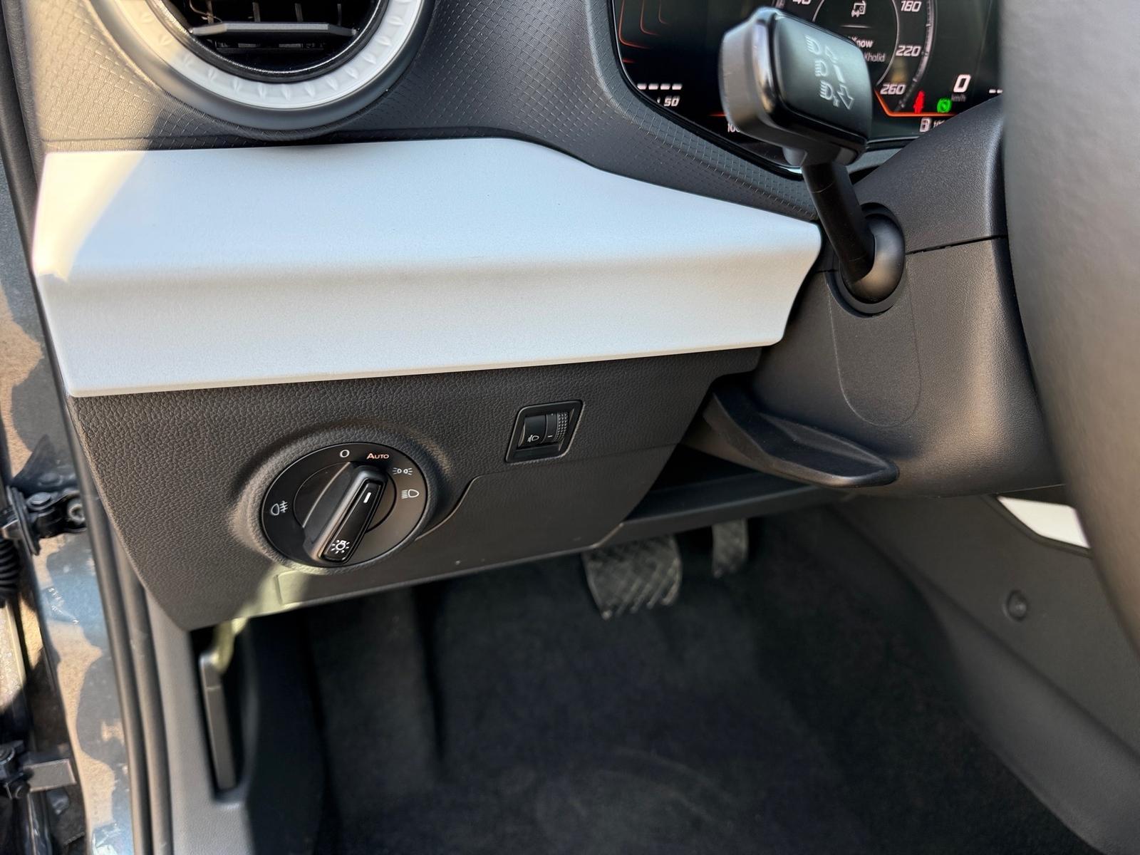 SEAT Arona 1.0 TSI DSG Style LED SHZ CarPlay/Android, миниатюра 5